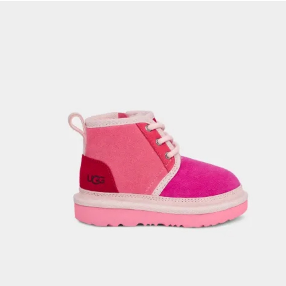 UGG toddler size 6 (fits like a 5) UGG Neumel Match Up boot pink